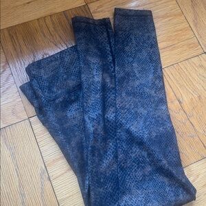 INC International Concepts Animal Print leggins